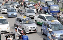 Hà Nội: Hết hạn, vẫn còn 30 nghìn xe khách dưới 9 chỗ chưa đổi phù hiệu