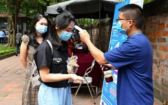 Xuất hiện 2 ổ dịch, Hà Nội khuyến cáo người dân chỉ ra đường khi cần thiết