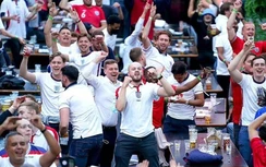 Người hâm mộ vỡ òa khi đội tuyển Anh giành chiến công chưa từng có