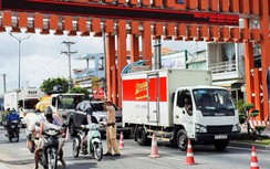 Ùn tắc do "giấy thông hành": An Giang, Cần Thơ gỡ khó cho tài xế thế nào?
