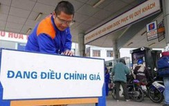 Giá xăng dầu tăng dữ dội, RON 95-III lên sát 22.000 đồng/lít