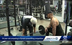 Video: Cụ bà 78 tuổi, vượt qua nỗi đau TNGT, chuẩn bị đi thi sức mạnh