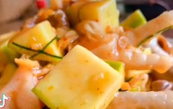 Chân gà đừng luộc hay nướng, hãy thử cách làm "gây sốt" của nữ kiến trúc sư