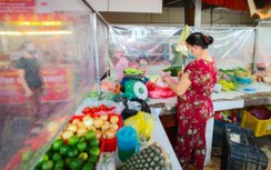 Chủ tịch UBND TP.HCM kiểm tra các chợ truyền thống, không để dân thiếu thốn