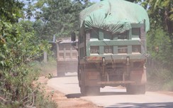 Thừa Thiên Huế: Hãi hùng xe "siêu tải" cày phá cầu đường, vắng bóng TTKS