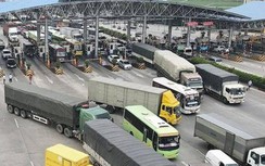 Vì sao ùn tắc kéo dài hàng cây số trên tuyến cao tốc vào "cửa ngõ" Thủ đô?