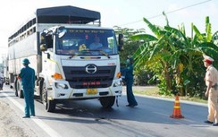 Thúc các tỉnh sử dụng mã QR Code, giảm ùn tắc tại chốt kiểm dịch