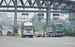 Cửa ngõ Thủ đô giảm nhiệt, nhiều xe phải quay đầu do thiếu giấy xét nghiệm