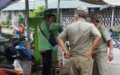 Phường nói gì về clip 2 bảo vệ dân phố tát tài xế xe ôm ở chốt phong tỏa?