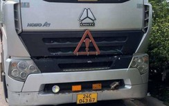 Tài xế chây ì bỏ xe trước chốt kiểm dịch, gây ùn tắc luồng xanh vận tải