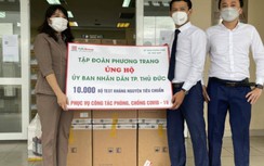 UBND Quận 7 tiếp nhận 20 máy trợ thở cùng nhiều vật tư y tế