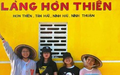 Những con đường bích họa độc đáo ở xứ đạo Hòn Thiên