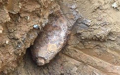 Đào hố ga trong vườn, phát hiện quả bom khủng