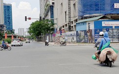 Lợi dụng đường thông thoáng khi giãn cách, vô tư vượt đèn đỏ