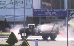 Quân đội phun khử khuẩn BV Đa khoa Sóc Trăng sau ca mắc là nhân viên bảo vệ