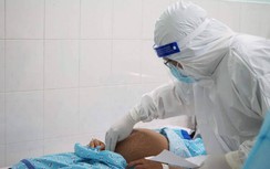 Y bác sỹ căng mình ở nơi điều trị nhiều sản phụ mắc Covid-19 nhất cả nước