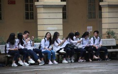 Bộ GD&ĐT đề nghị giữ ổn định mức học phí trong năm học mới 2021-2022