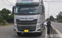 Thực hư xe chở hàng từ vùng dịch vào Quảng Ngãi buộc phải quay đầu?