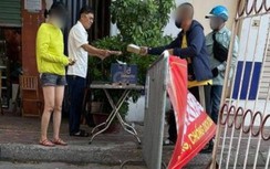 Chủ tịch phường phạt Bí thư phường vì ra đường không đeo khẩu trang