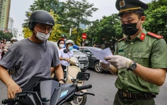 "Cơ quan Trung ương và thành phố không cần phường xác nhận giấy đi đường"