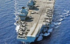 Tàu ngầm Trung Quốc bí mật theo dõi tàu sân bay Anh trên Biển Đông?