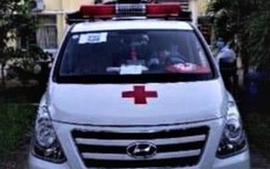 Sóc Trăng: Thuê xe cấp cứu tư nhân để... "thông chốt" kiểm dịch