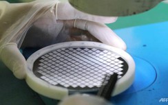 Trung Quốc điều tra đầu cơ, tăng giá chip bán dẫn
