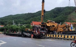 3 xe tông nhau liên hoàn trên QL279, 4 người thương nặng