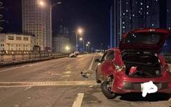 Ô tô hết xăng đỗ trên đường vành đai 3, tài xế bị xe khác tông tử vong