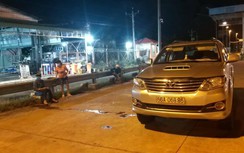Tài xế dùng bằng lái xe giả chở 5 người về miền Tây bị bắt