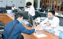 Doanh nghiệp TP.HCM lo không được ra đường, thủ tục vẫn phải làm trực tiếp