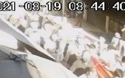 Đình chỉ Chủ tịch xã để đám tang đông người trong mùa dịch