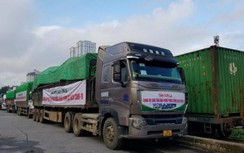 Đường sắt vận chuyển miễn phí hơn 1.000 tấn hàng hỗ trợ miền Nam
