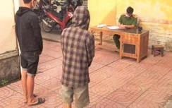 Hai thanh niên Hà Tĩnh chèo thuyền trốn khỏi vùng cách ly để... đi nhậu