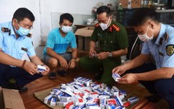 Thu giữ hàng trăm hộp thuốc điều trị Covid-19 không rõ nguồn gốc xuất xứ