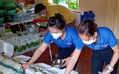 Chuyện chưa kể về những cô giáo cắm bản vùng biên lao vào tâm dịch cùng trò