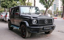 Từ chiếc Mercedes G63 đỗ sai quy định, lộ ra người "sưu tầm xe lậu"