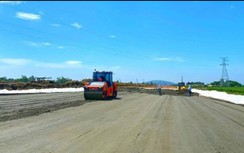 Đề nghị sớm tiêm vắc xin, thúc tiến độ thi công cao tốc Mai Sơn - QL45