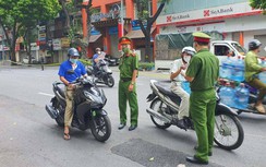 Phạt trên 2 nghìn trường hợp vi phạm giao thông ngày thứ 2 kỳ nghỉ lễ
