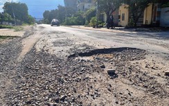 Thanh Hóa: Tuyến đường Thanh Niên hư hỏng nặng, tiềm ẩn tai nạn