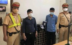 Nhét 110 chai rượu Macallan lậu trên xe, tài xế khai là thuốc chữa Covid-19