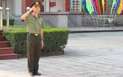 Nghẹn lòng chiến sĩ trẻ phải nhờ Thủ trưởng nhận giúp tro cốt của cha