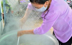 Cô giáo mầm non mỗi ngày nấu 500 suất cơm cho người nghèo