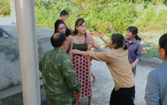 Hương vị tình thân phần 2 tập 33: Nam cứu bà Xuân khỏi vụ ăn chặn từ thiện