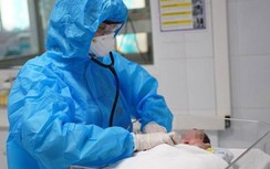 Lãnh đạo xã lên tiếng việc "mời trẻ sơ sinh đến xét nghiệm Covid-19"