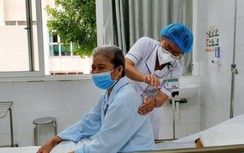 Cứu sống bệnh nhân suy đa tạng vì dùng thuốc nam trộn paracetamol