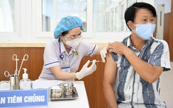 Người mắc bệnh gan có nên tiêm vaccine ngừa Covid-19?