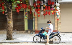Hà Nội: Phố Hàng Mã vắng lặng chưa từng có trước thềm Trung thu