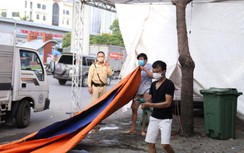 Hà Nội đồng loạt dỡ chốt trực, dừng kiểm tra giấy đi đường ở "vùng xanh"