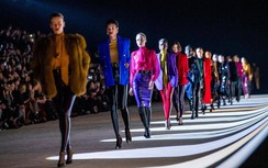 Thời trang thế giới hồi sinh nhờ “thẻ xanh vaccine”